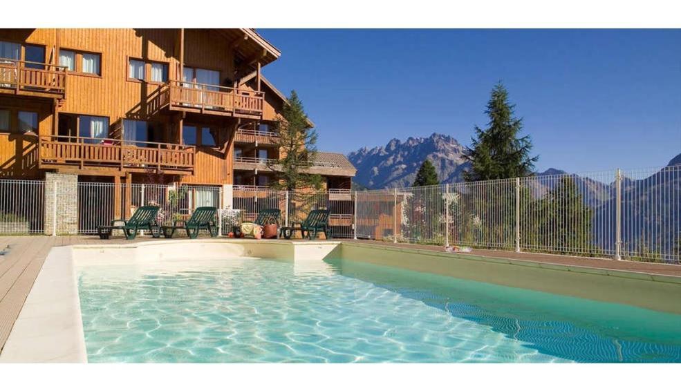 Le Hameau Des Ecrins Station 1800 Apartment Puy-Saint-Vincent Luaran gambar